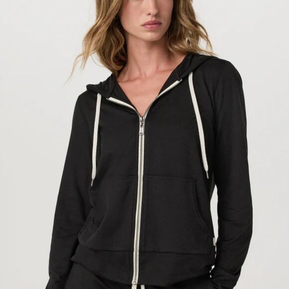 Vuori Tops - Vuori Women's Black Heather Halo 2.0 Performance Full-Zip Hoodie Size XL